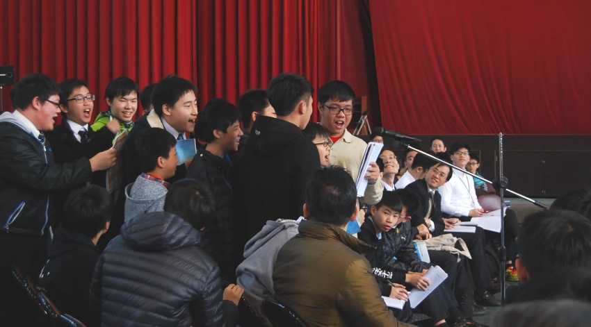 在神心意的少年人