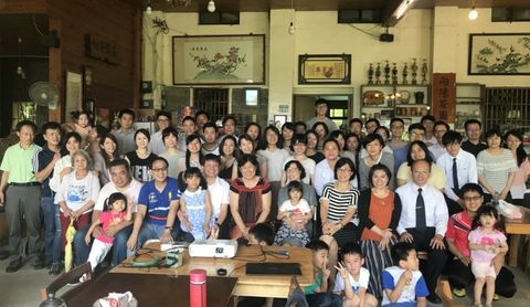 榜樣牧養，為神經綸