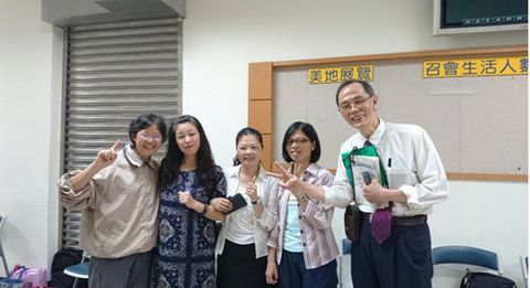 人人盡功用，組組行動