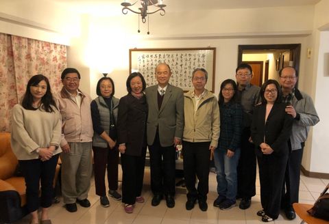 生命美歌，光中頌唱