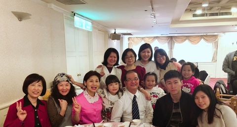 主話更新，得人成群