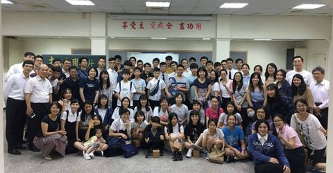牧養成全，得青年人