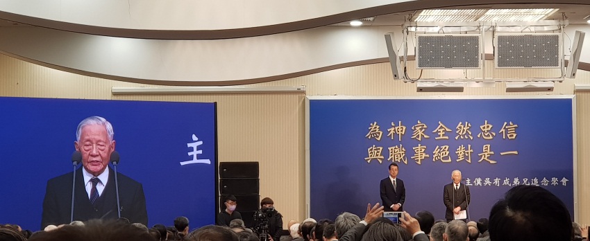 竭力奮鬥，跑完賽程