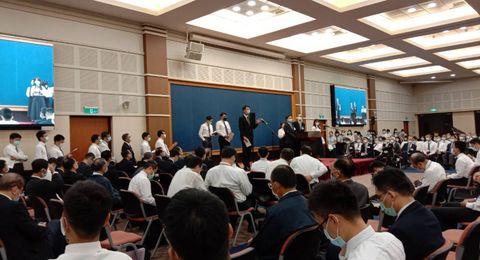 禱告奉獻，移民開展