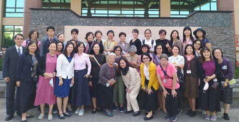 精明童女，得勝新婦