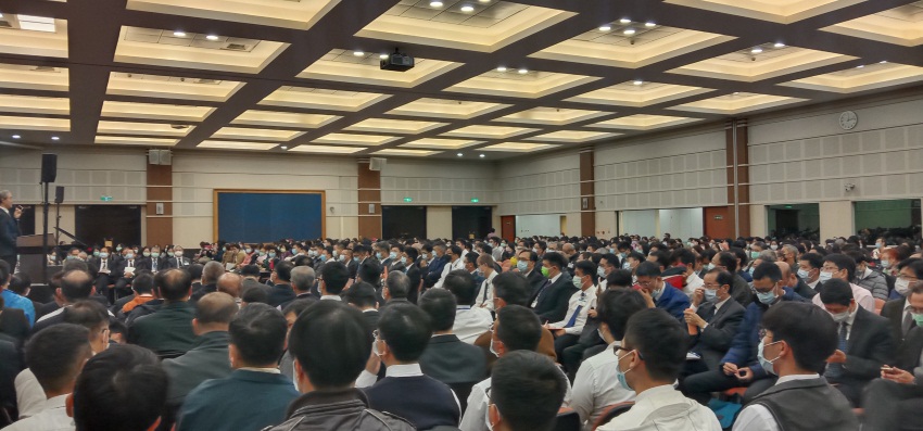 一個新人,惟有基督