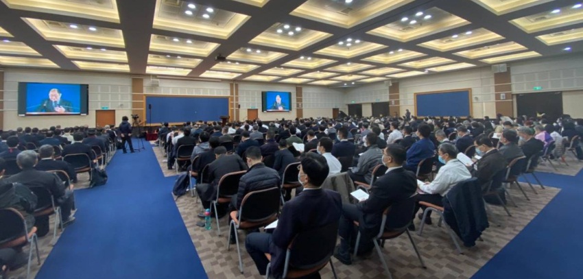神聖啟示推廣的先鋒與榜樣