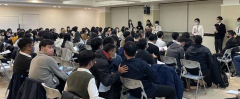 積極進取，精通神話語