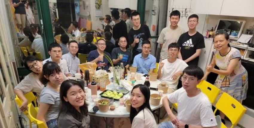 進入水流,得青年人