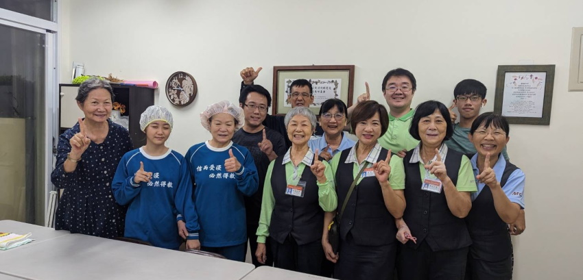 傾倒香膏,得勝建造