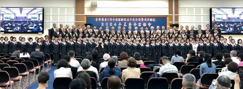 聖靈焚燒，寶石建造