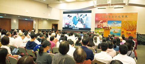 栽種澆灌，成長結果