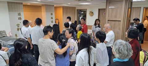 愛中團聚，歸回父家