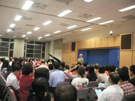 2011年六月『四會所詩歌見證福音聚會-驚人恩典』報導