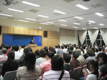 2011年六月『四會所詩歌見證福音聚會-驚人恩典』報導