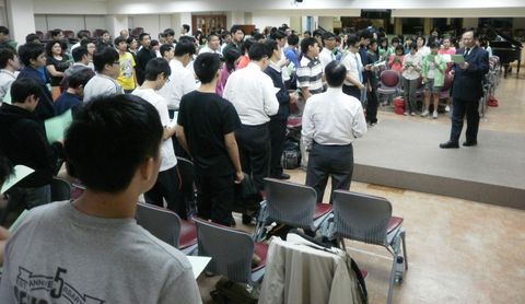 見證又活又真的神