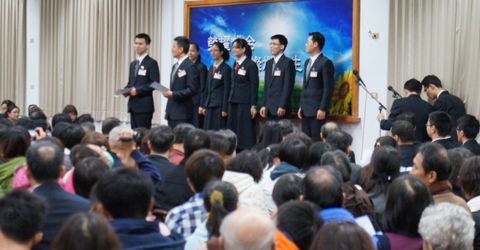 榮耀成全，燦爛人生