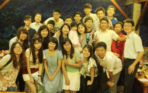 聖徒認同，新人留下