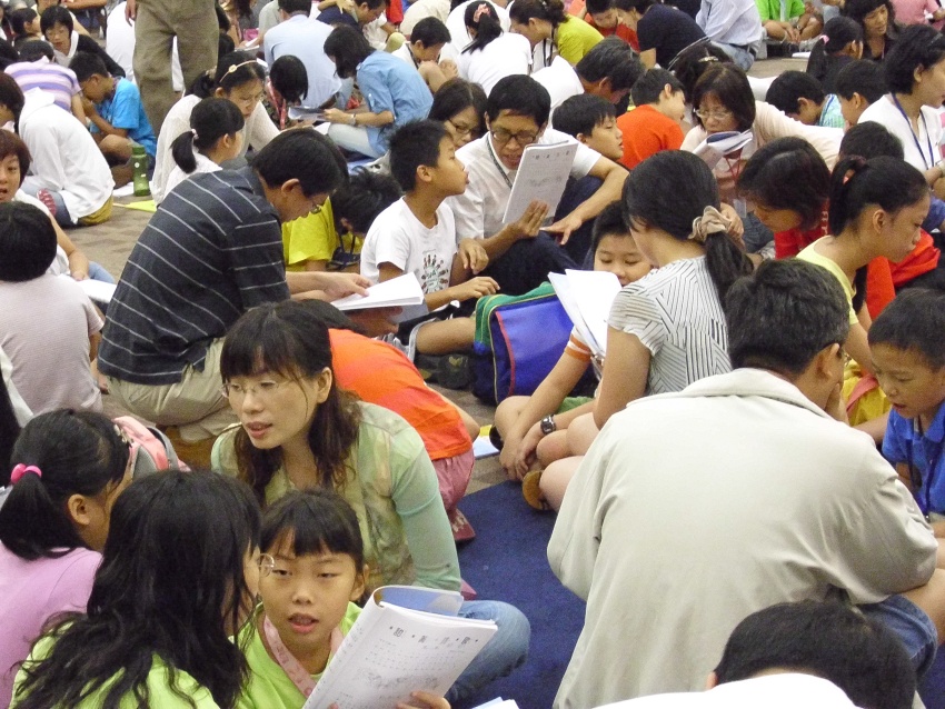 受苦心志為兵器,謙卑低微常服事