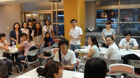 三十五會所大學校園開展蒙恩