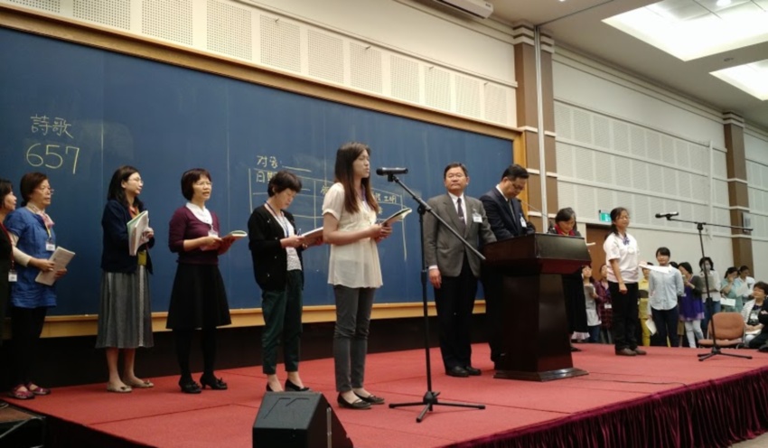 禱告被充滿,供職作祭司