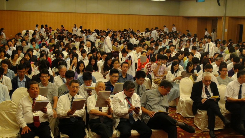 在愛中同主前去,使萬民作主門徒