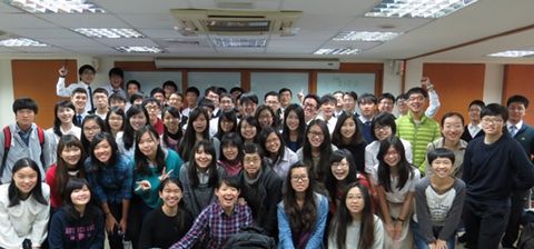 彼此作同伴，建造成神殿