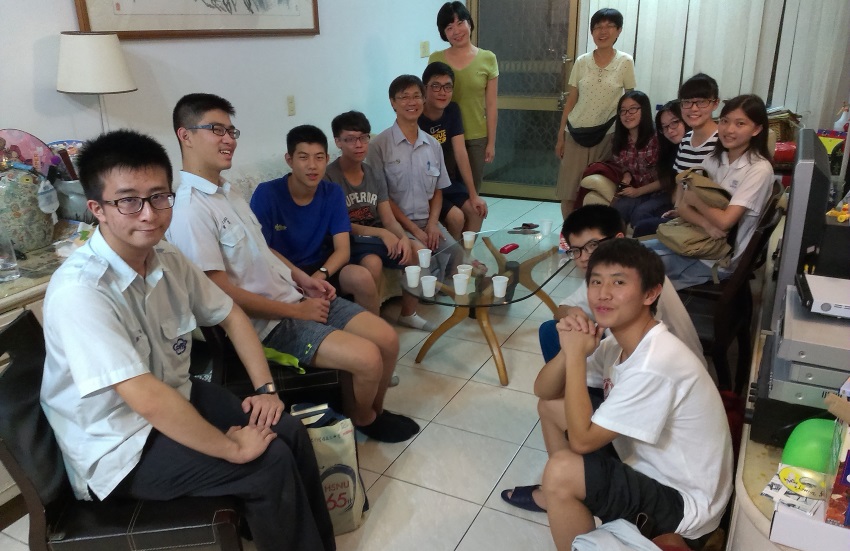 牧養成全,開拓校園