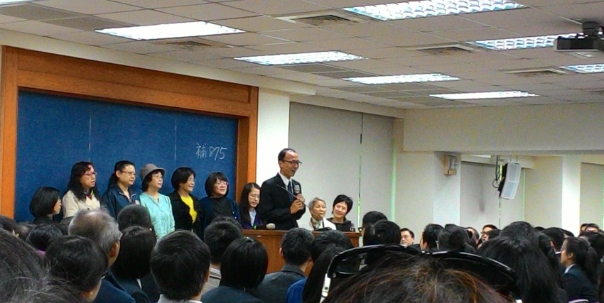 同在流中,與主同工